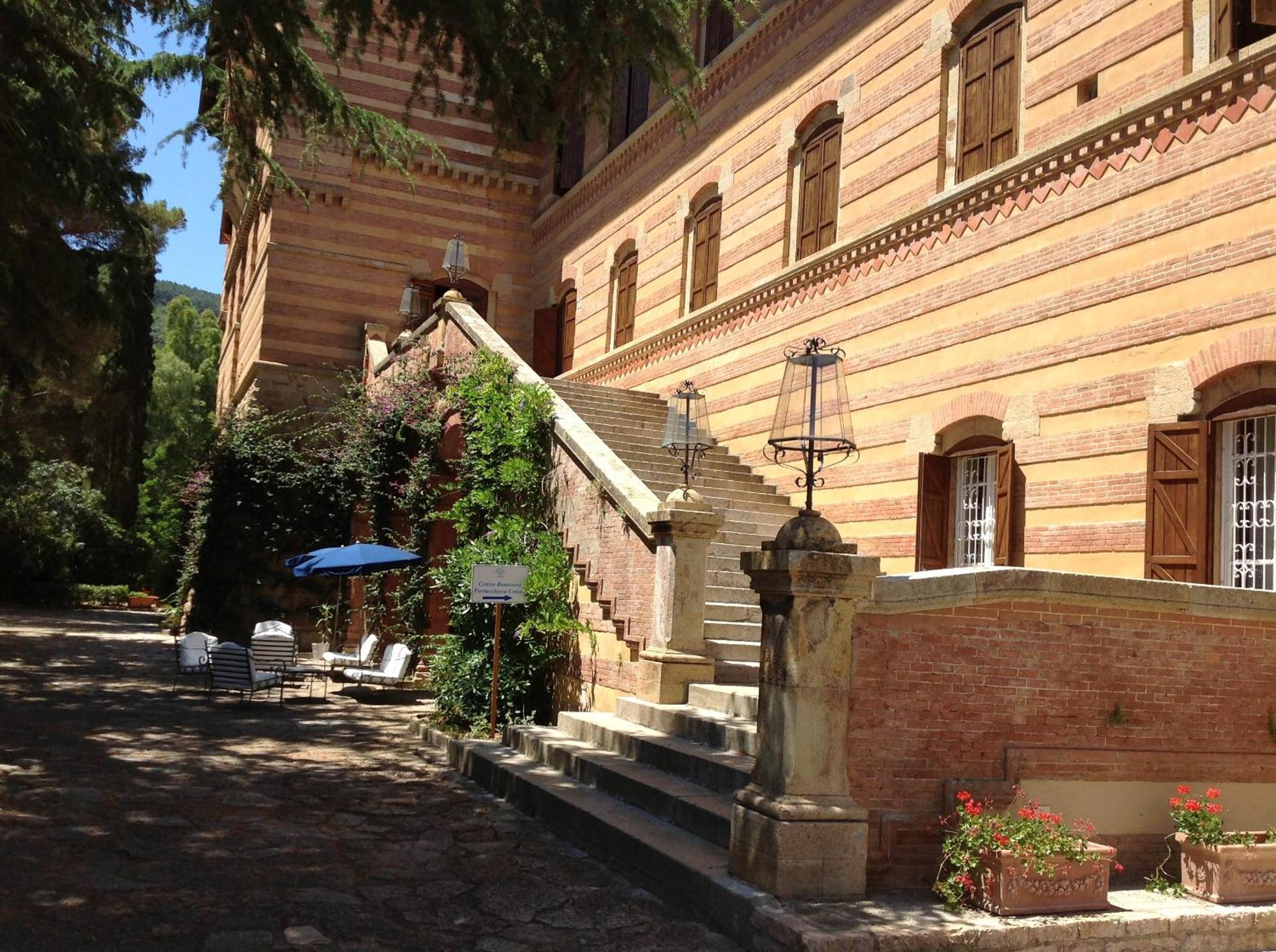 Park Hotel Napoleone Портоферрайо Экстерьер фото