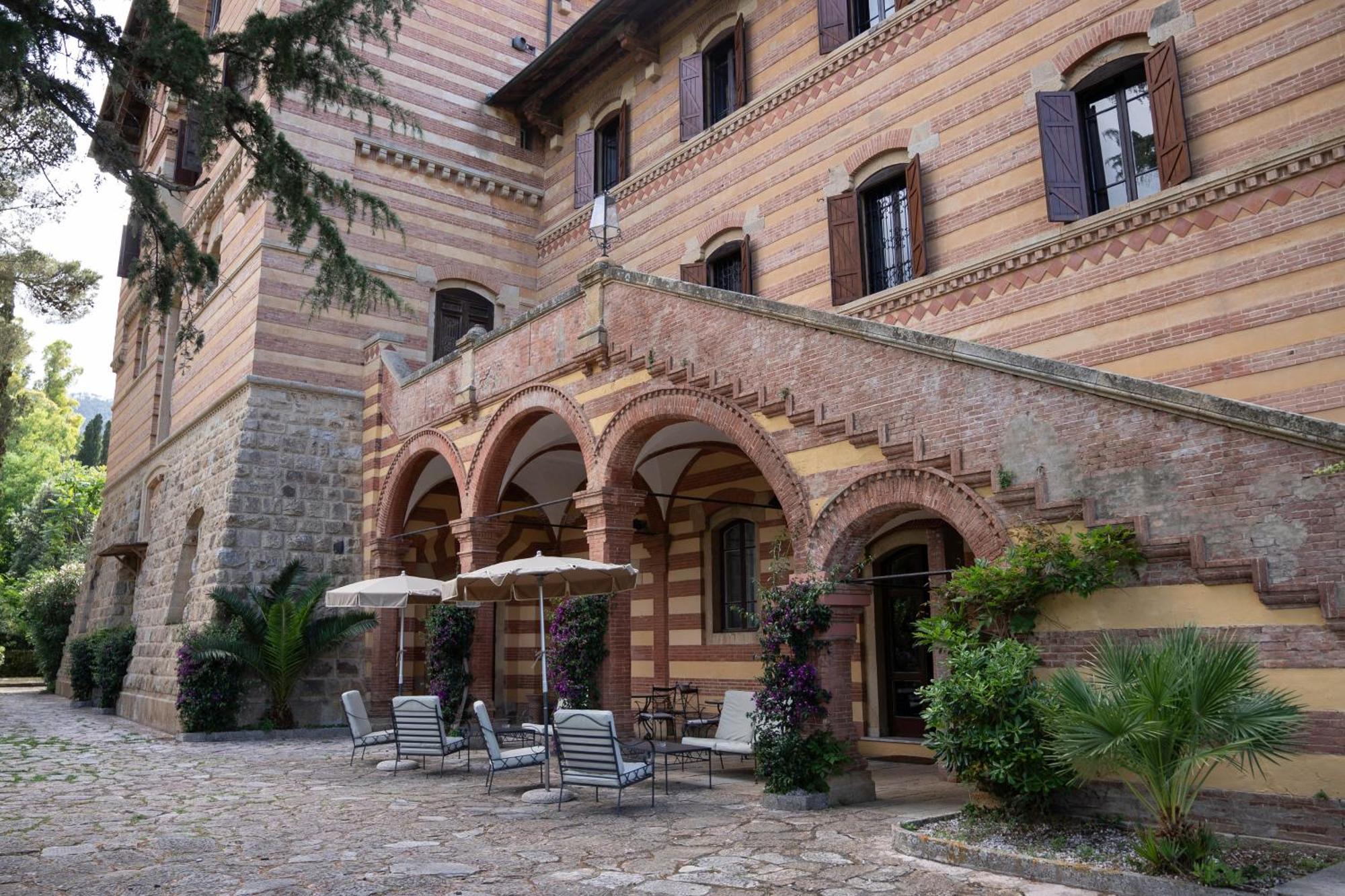 Park Hotel Napoleone Портоферрайо Экстерьер фото